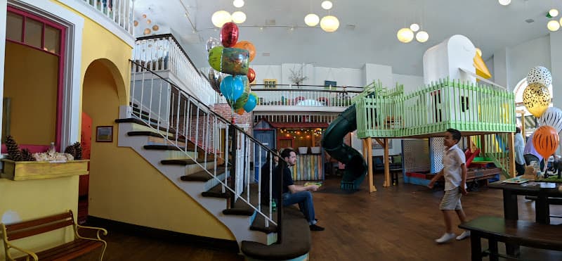 Peekaboo Playland